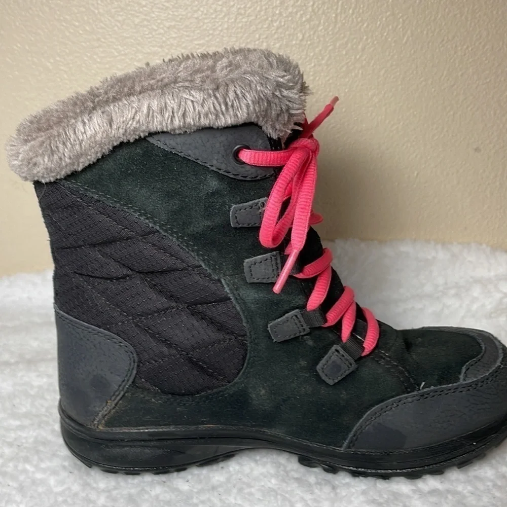 COLUMBIA Snow Boots Size 5